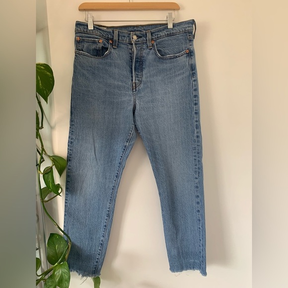Levi's Women's Blue Jeans - Picture 1 of 7